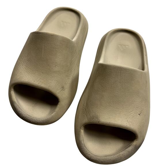Adidas Yeezy Slides Taupe Size Men\'s 7 main image 3